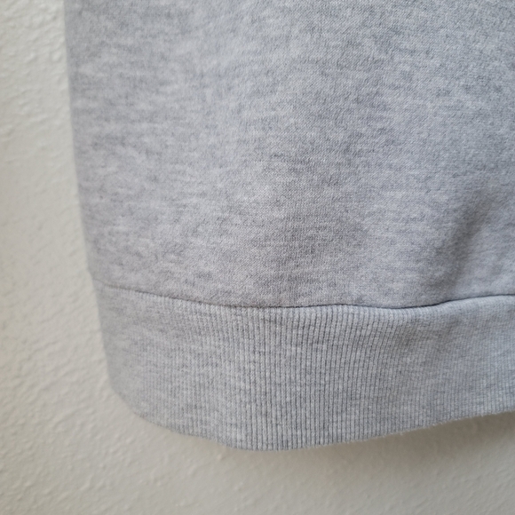 Lea and Viola Oversized Faux Fur Cuff Crew Neck Sweatshirt, Size Medium, Grey - Picture 4 of 8